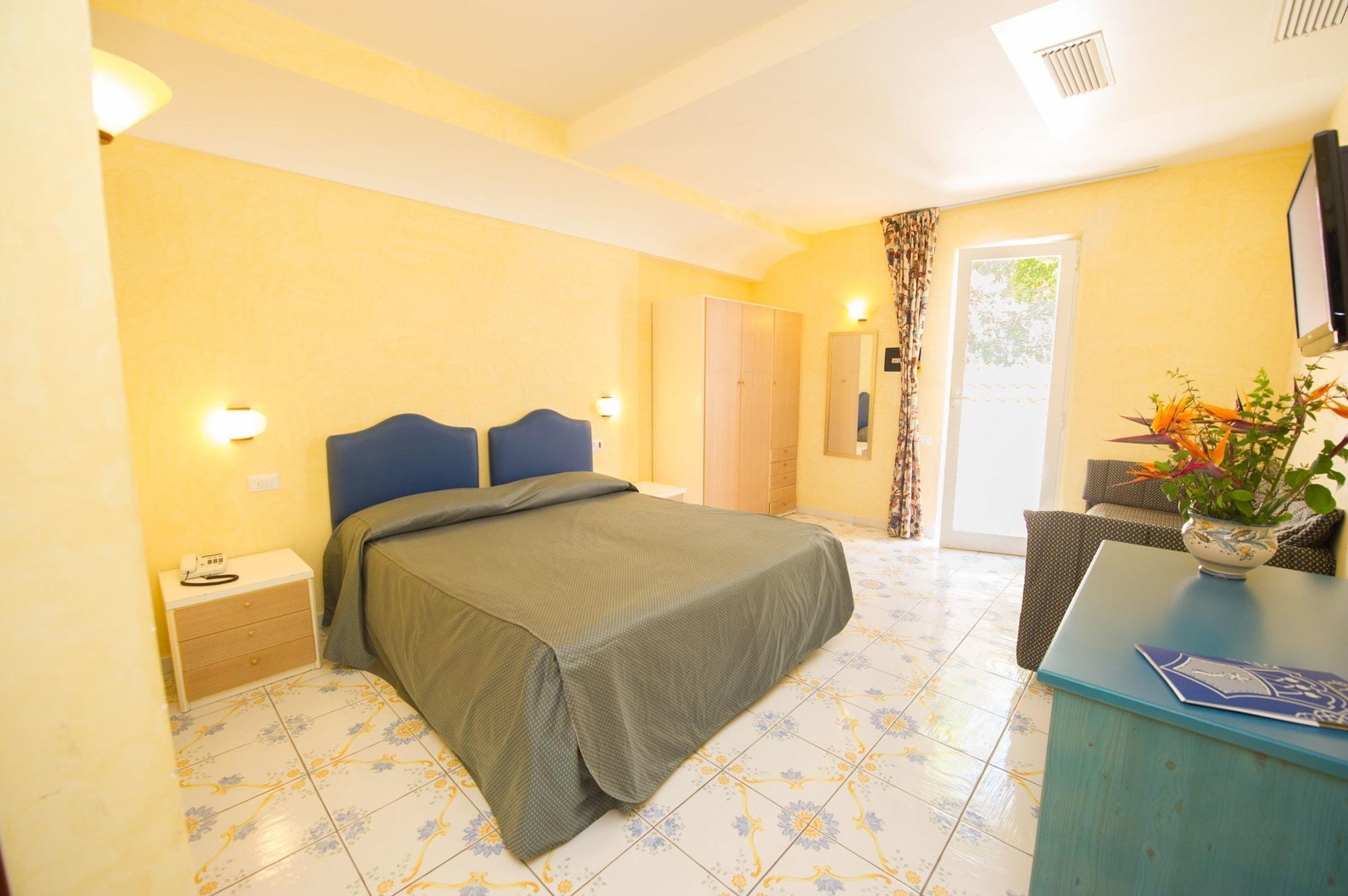 Hotel L'Approdo Casamicciola Terme Dış mekan fotoğraf