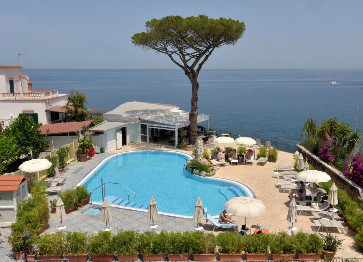 Hotel L'Approdo Casamicciola Terme Dış mekan fotoğraf